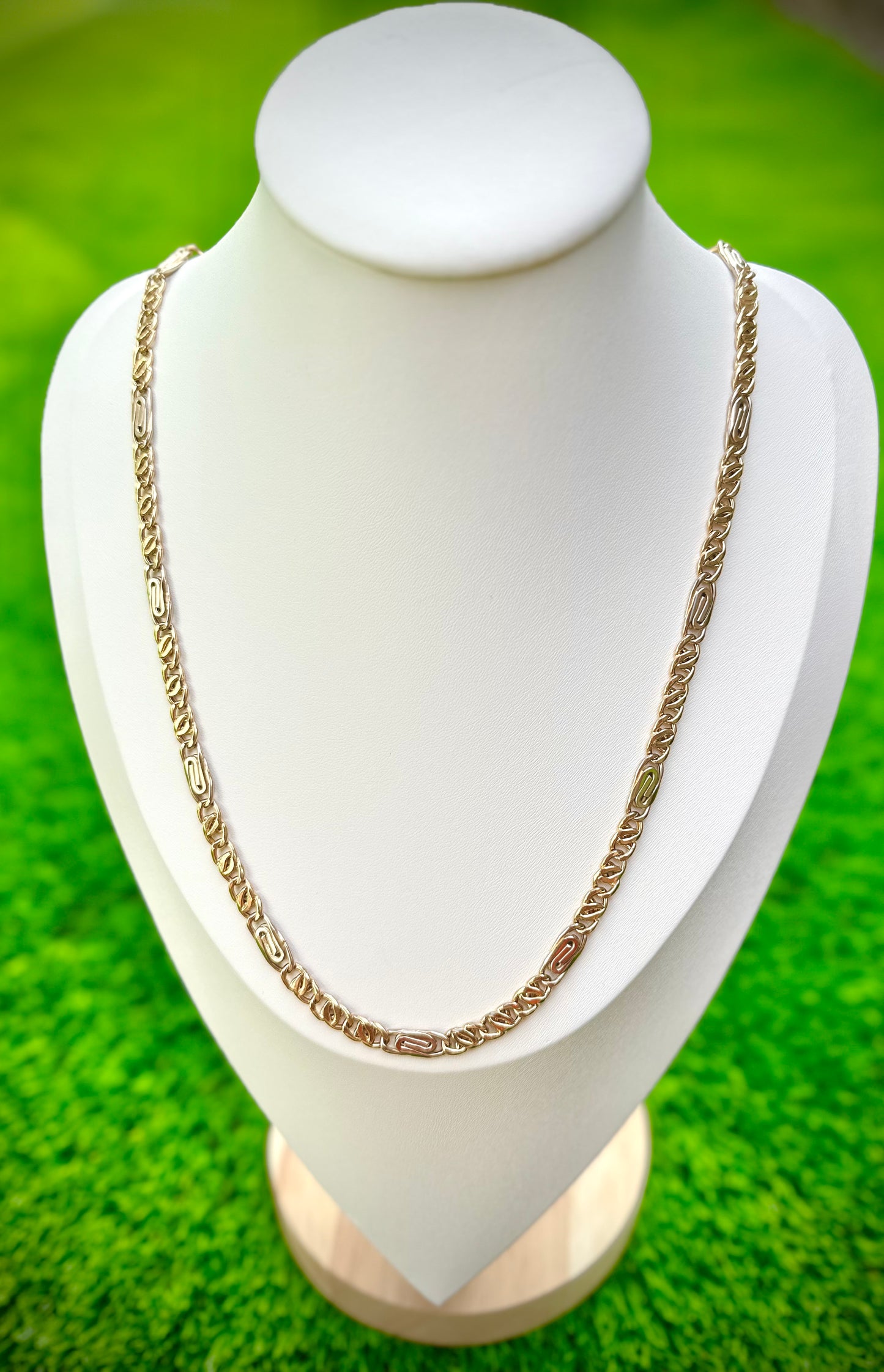18kt unisex Figaro Chain